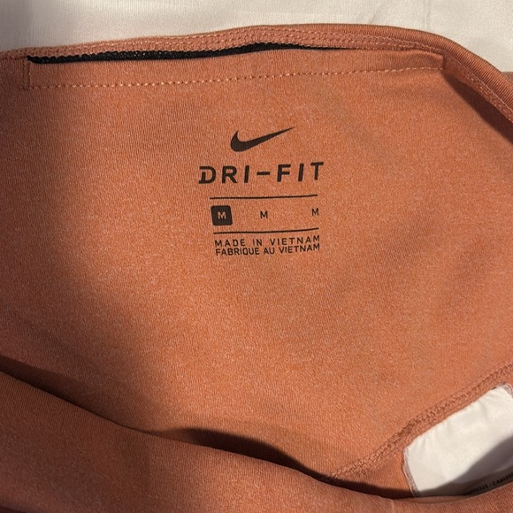 Nike Dri Fit workout leggings! - Picture 2 of 3